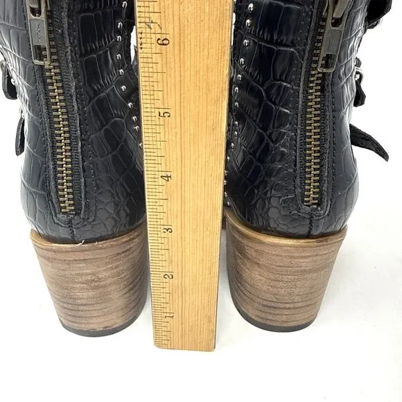 Freebird Felicity Strappy Studded Buckle Bootie Womens 8 Black Leather Red Sole - Picture 6 of 16